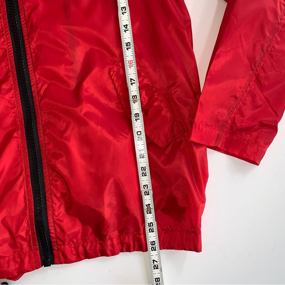 Thread & Supply Red Hooded Windbreaker Lightweight Jacket Size Medium - Picture 8 of 12